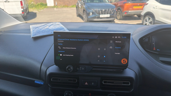 Peugeot Partner Xl Diesel 1.5 BlueHDi 100 Asphalt Van - Image 18